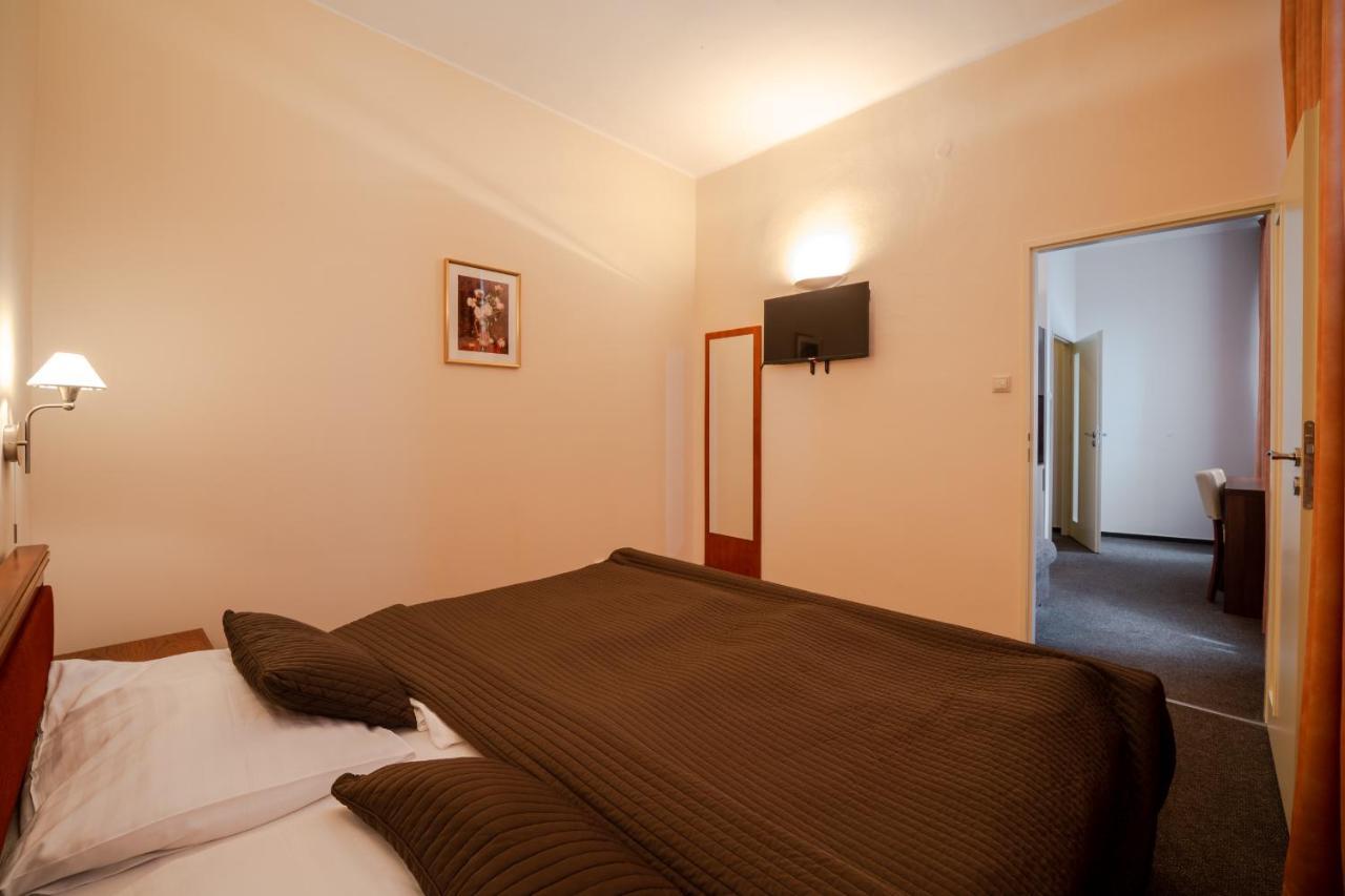 Hotel Grand Uherské Hradiště Eksteriør bilde