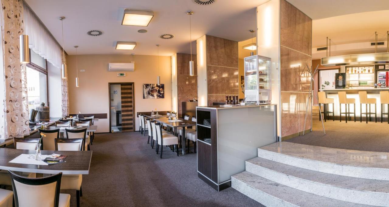 Hotel Grand Uherské Hradiště Eksteriør bilde