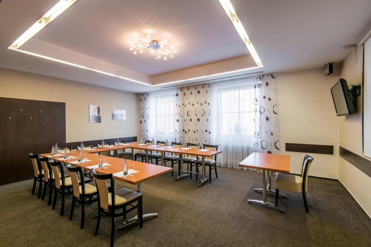 Hotel Grand Uherské Hradiště Eksteriør bilde
